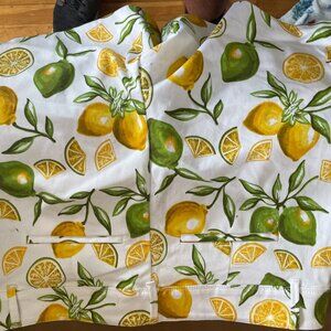 ISAAC MIZRAHI Womens Shorts White Lemon Lime Size 10